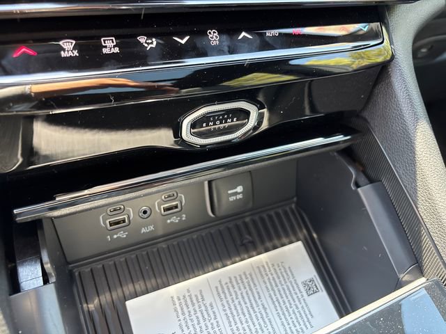 New 2026 Jeep Grand Cherokee L Limited AWD/4WD image 18