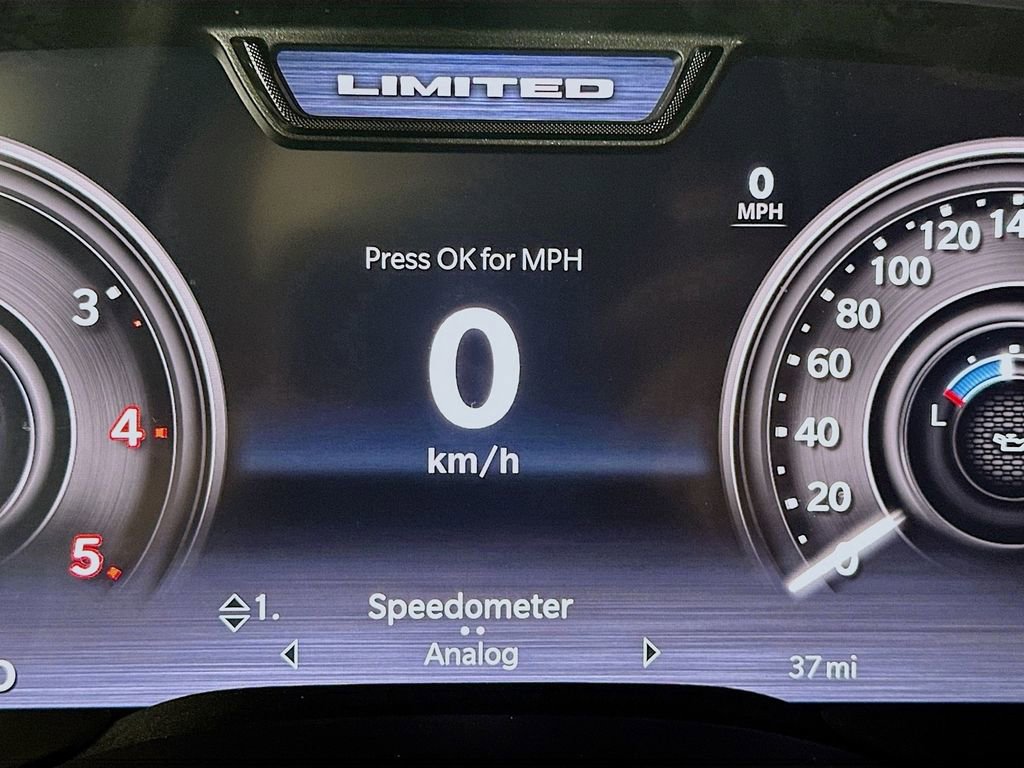 New 2025 RAM 2500 Limited w/ Towing Technology Group image 11