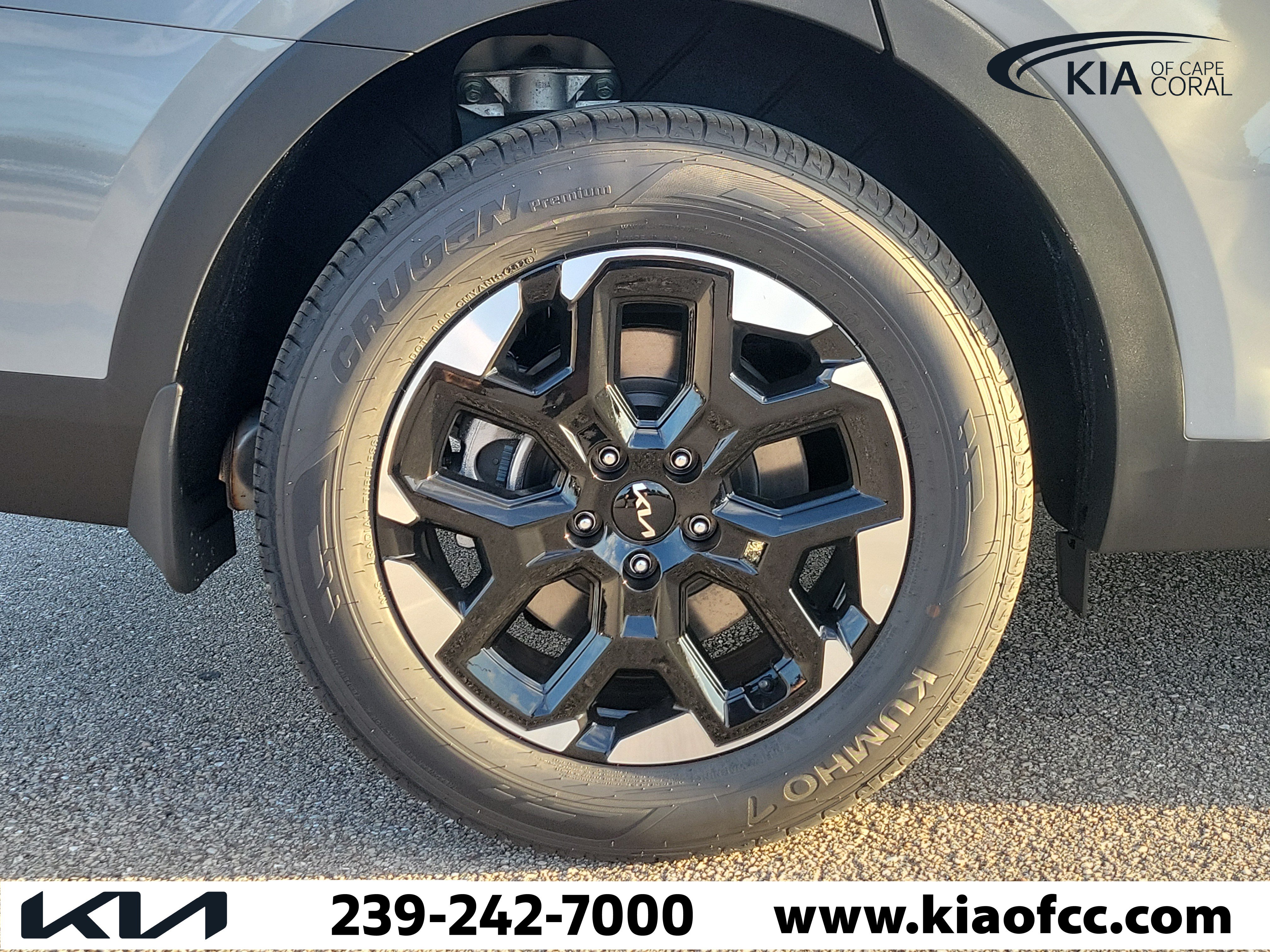 New 2026 Kia Sorento S FWD image 9