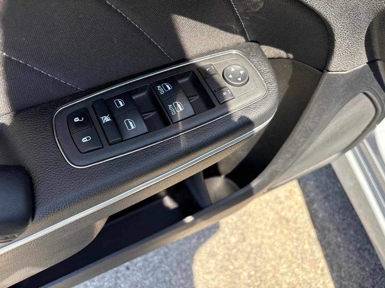 Used 2021 Dodge Charger R/T RWD image 12