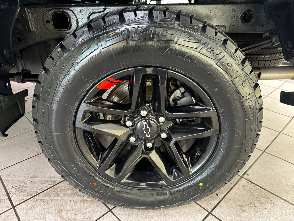 Certified 2023 Chevrolet Silverado 1500 LT Trail Boss w/ Convenience Package II AWD/4WD image 19