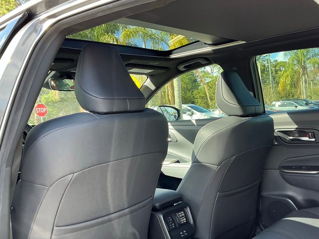 Used 2023 Toyota Crown XLE image 29