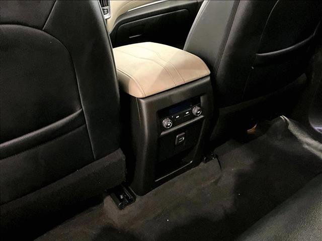 Used 2023 Chevrolet Traverse LS FWD image 25