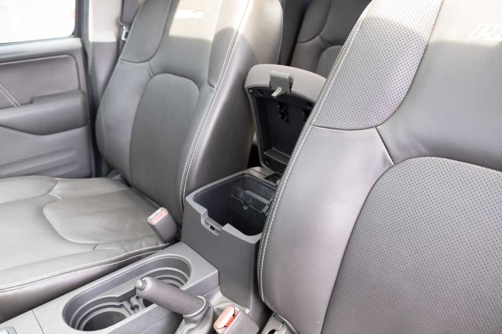 Used 2019 Nissan Frontier S AWD/4WD image 8