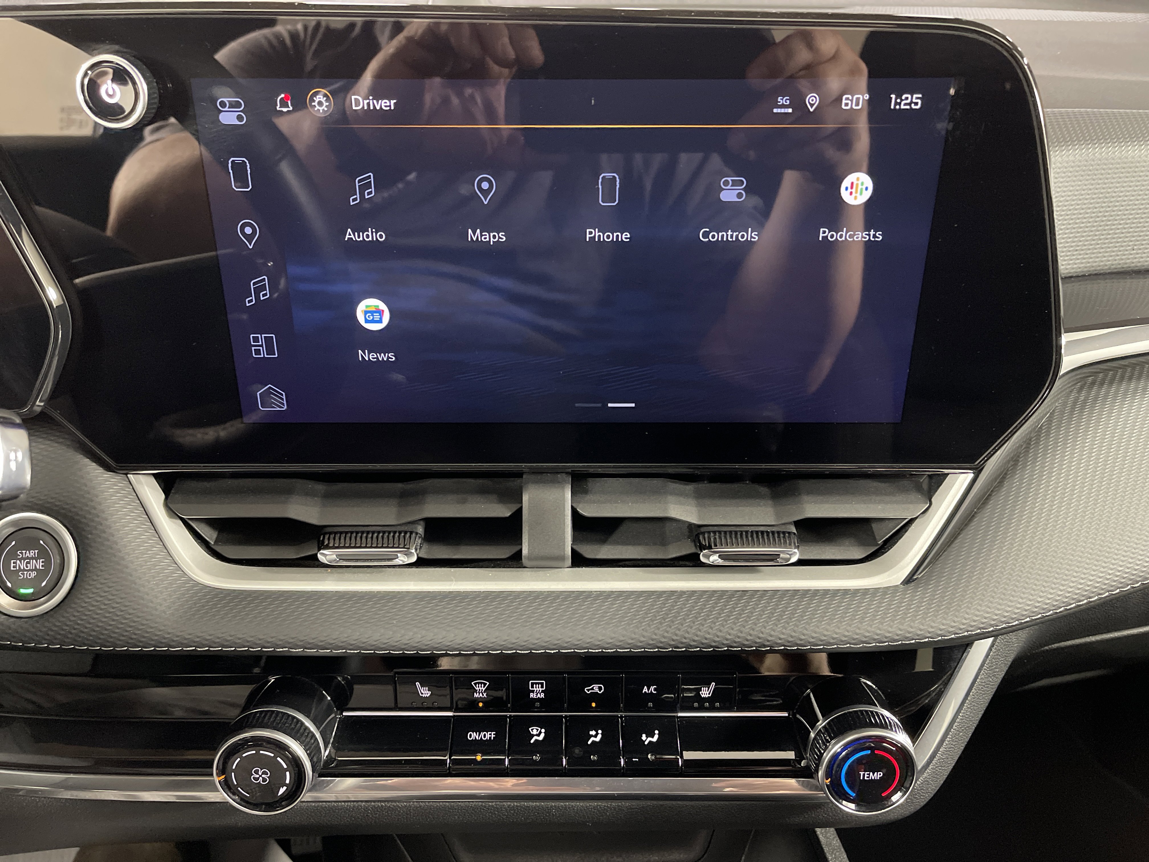 Used 2025 Chevrolet Equinox LT image 22