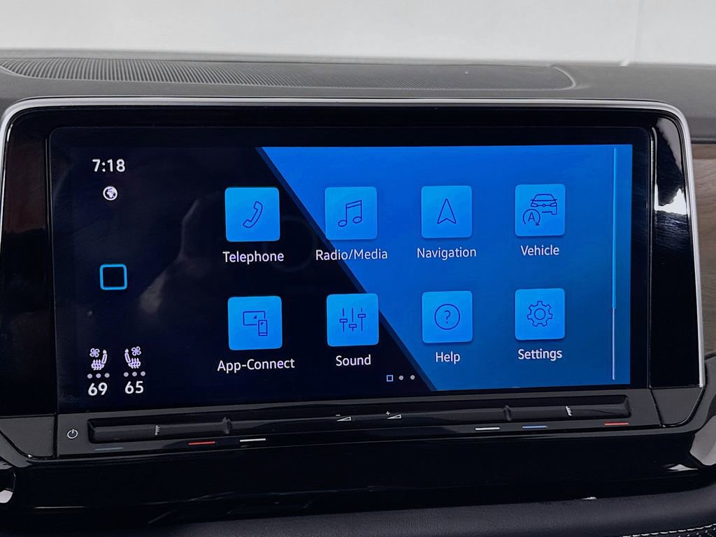 Used 2024 Volkswagen Atlas SE FWD image 35