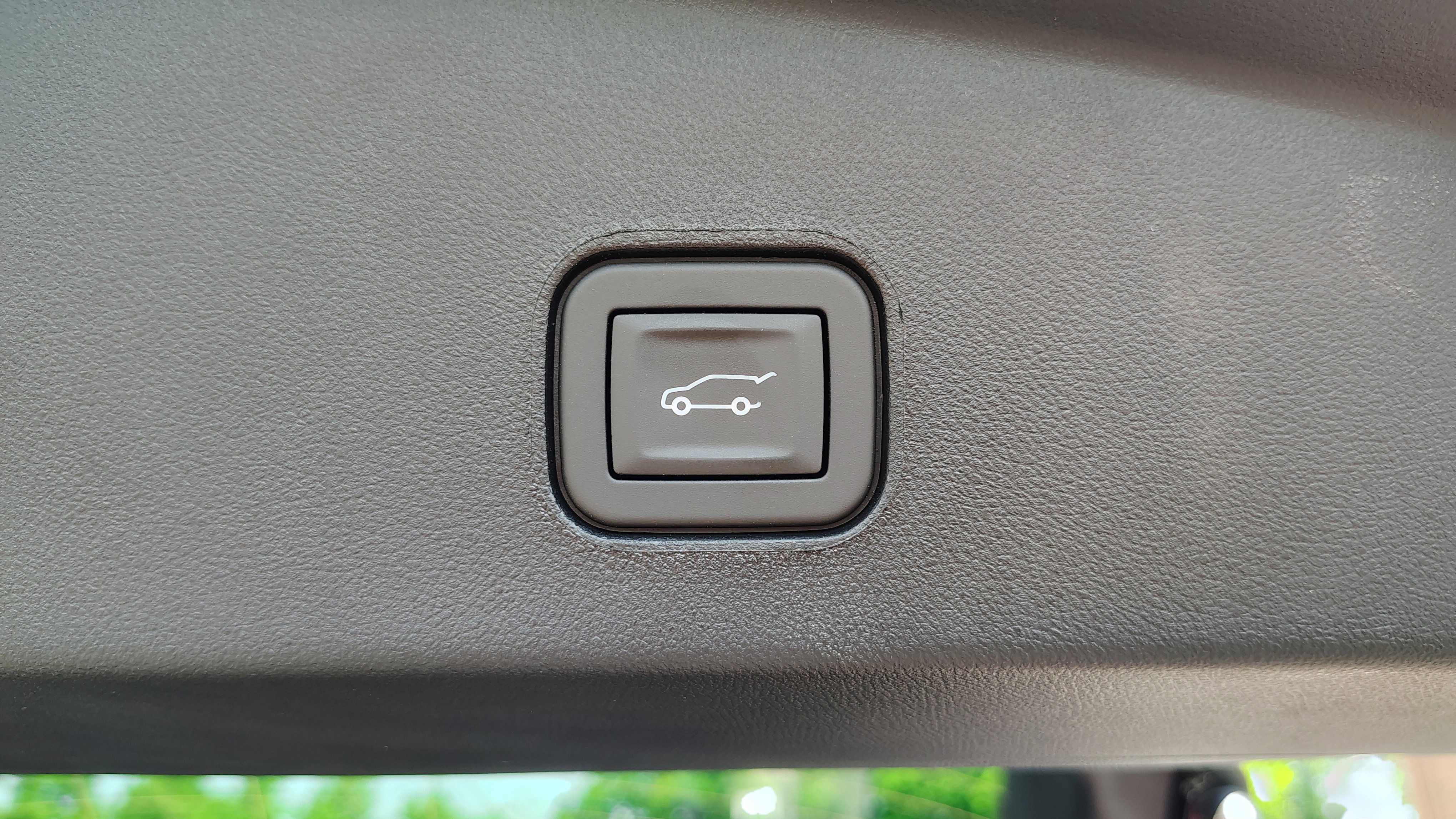 New 2025 Cadillac Lyriq Sport image 40