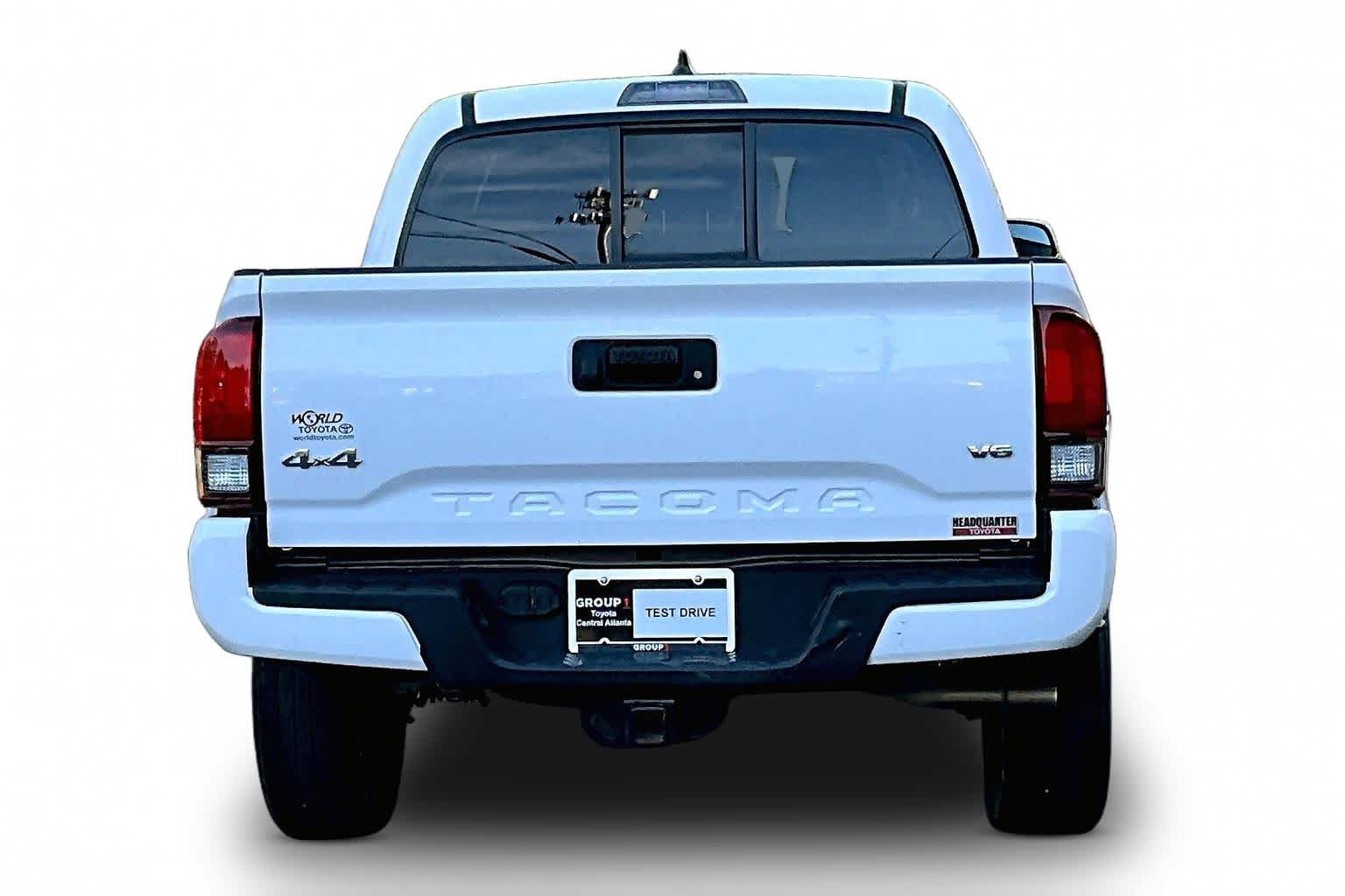 Certified 2023 Toyota Tacoma SR AWD/4WD image 5