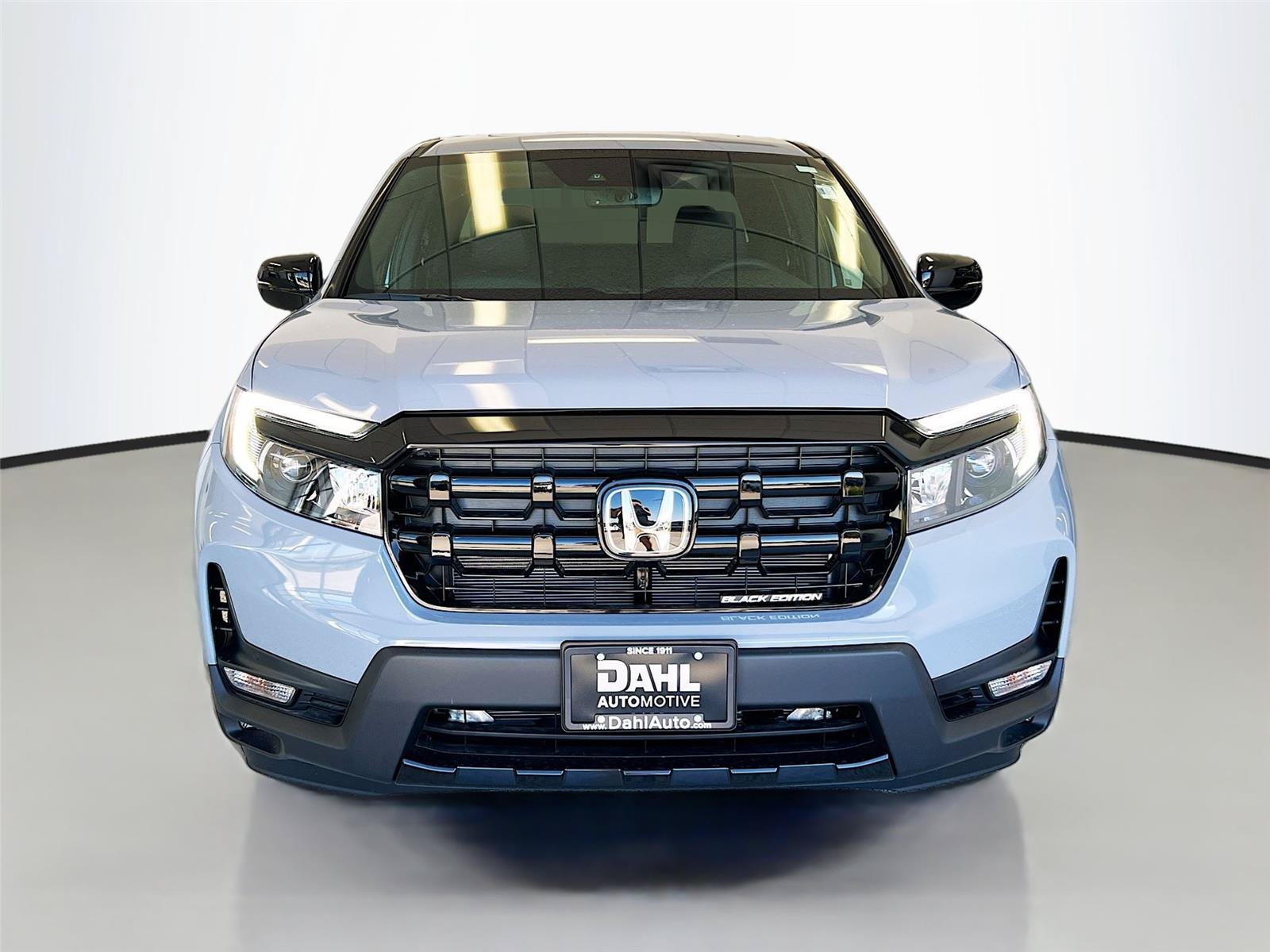 New 2026 Honda Ridgeline Black Edition image 3