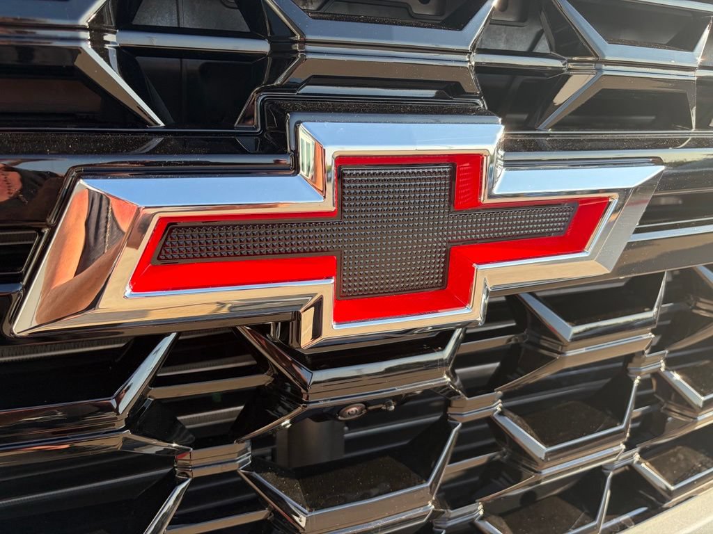 New 2026 Chevrolet Silverado 2500 ZR2 AWD/4WD image 10