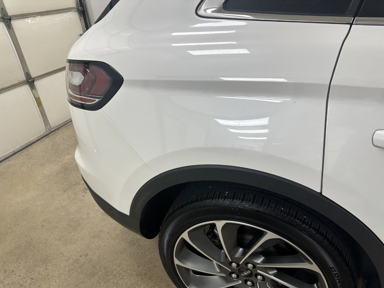 Used 2023 Lincoln Nautilus Reserve w/ Equipment Group 202A image 14