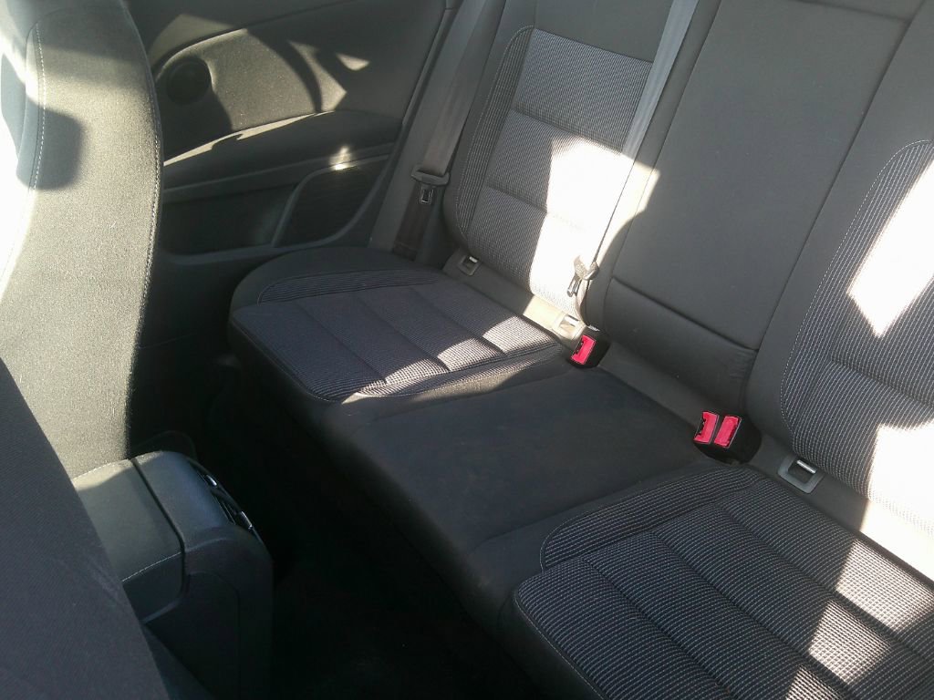 Used 2013 Volkswagen Golf 2-Door image 10