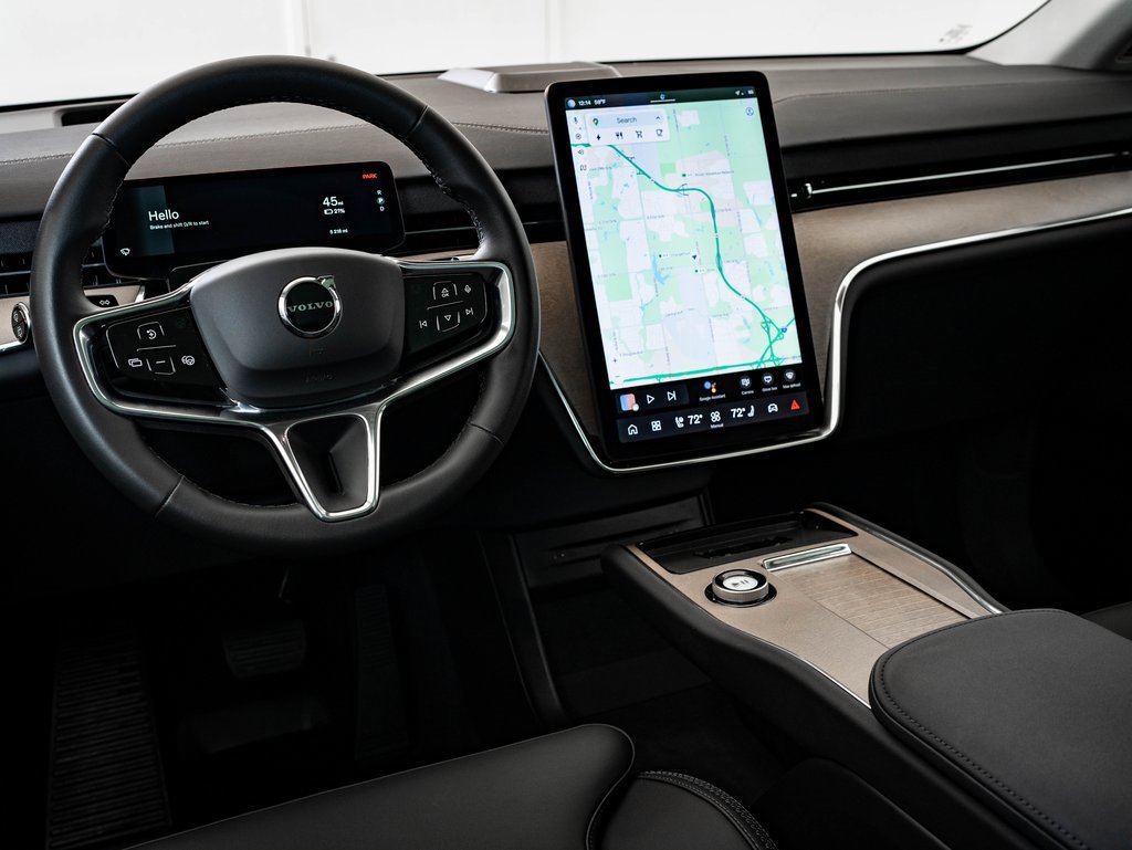 Used 2025 Volvo EX90 Plus image 4