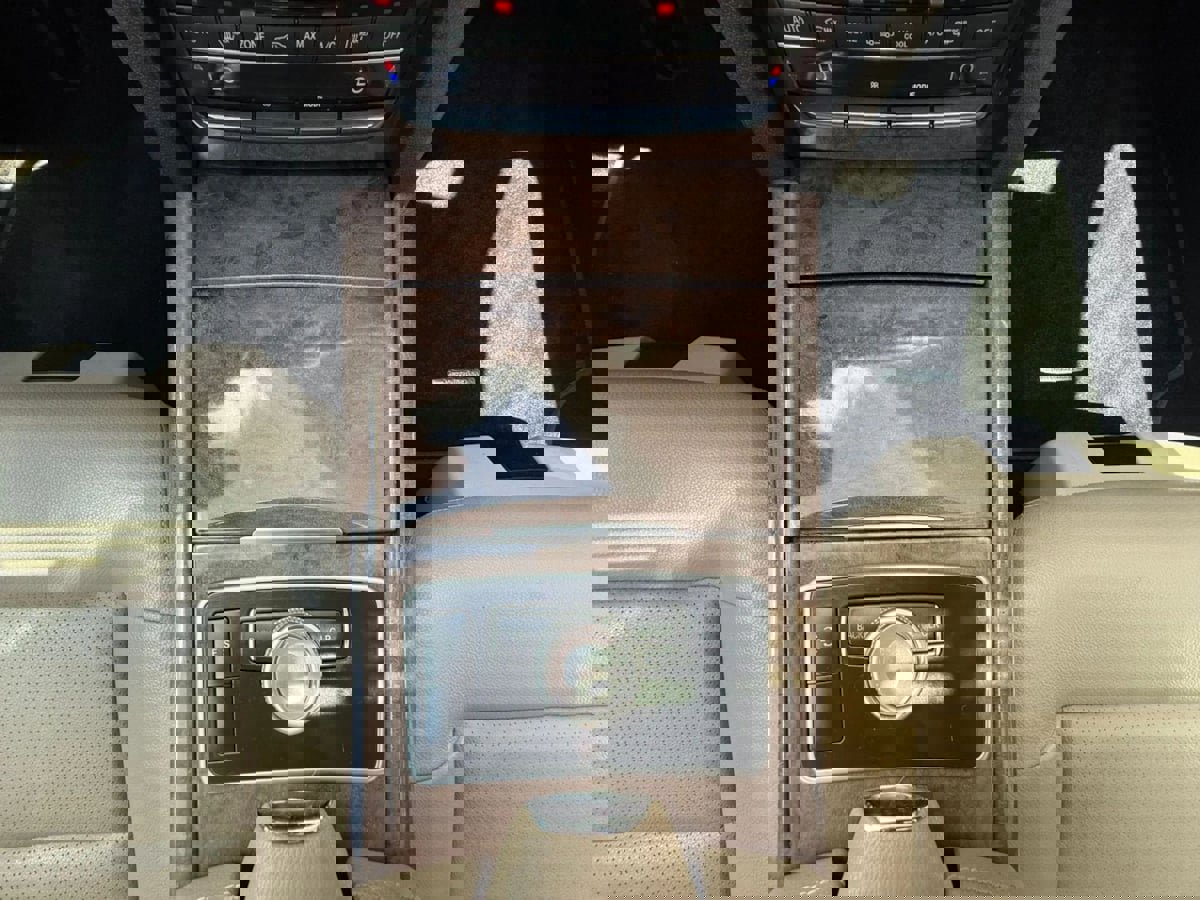 Used 2011 Mercedes-Benz E 350 Sport image 32