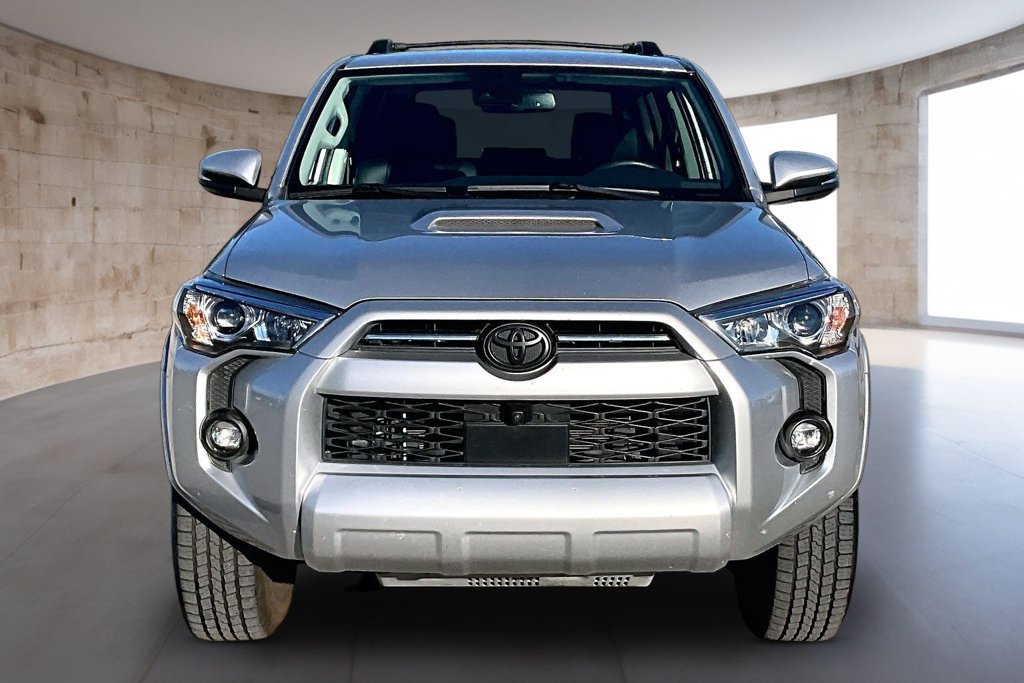 Used 2023 Toyota 4Runner TRD Off-Road Premium w/ Off Road Premium Plus Package AWD/4WD image 4