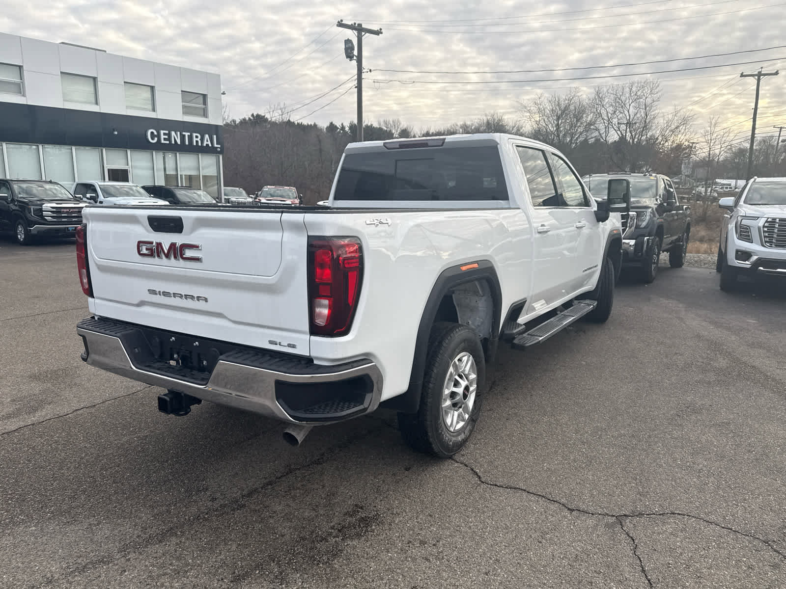 New 2026 GMC Sierra 2500 SLE w/ SLE Value Package; image 7
