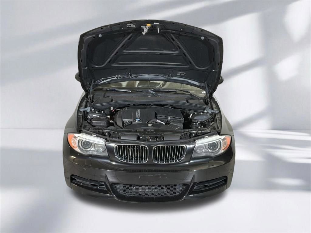 Used 2012 BMW 135i Convertible RWD image 14