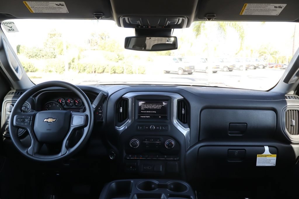 New 2026 Chevrolet Silverado 2500 Custom w/ Custom Value Package AWD/4WD image 24