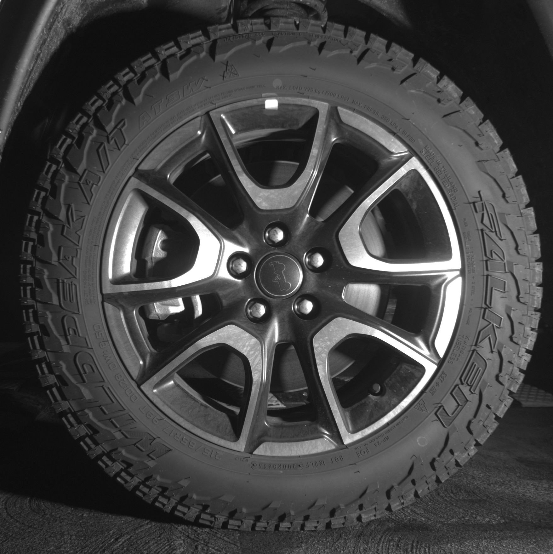 Used 2025 Jeep Compass Trailhawk image 12