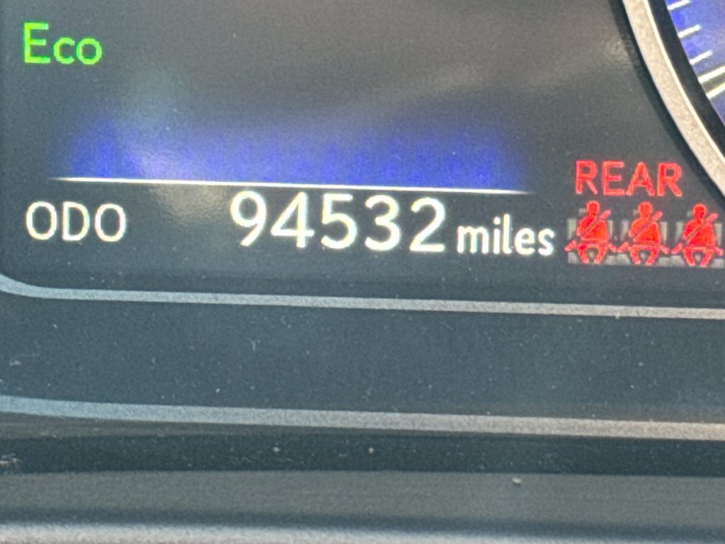 Used 2019 Lexus UX 200 w/ Accessory Package FWD image 18
