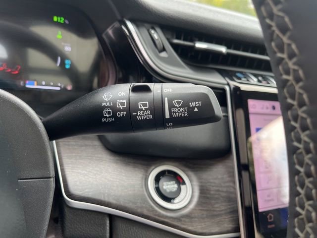 Used 2023 Jeep Grand Cherokee 4WD 4xe image 22