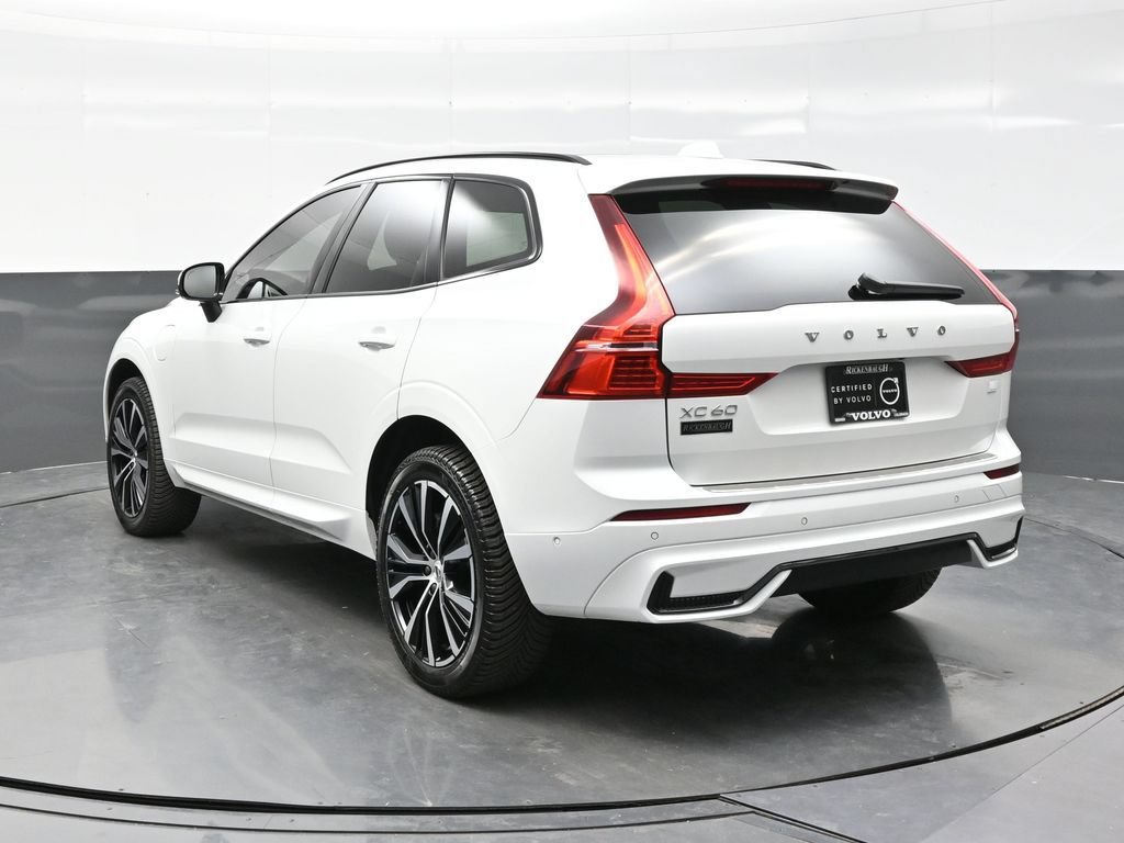 Used 2023 Volvo XC60 T8 Plus AWD/4WD image 5