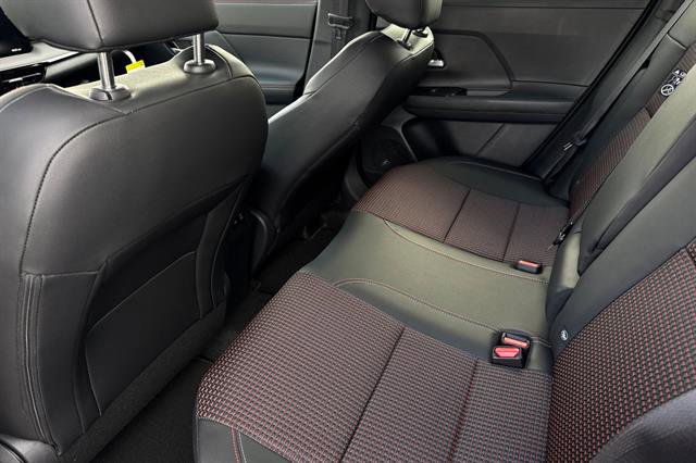 New 2026 Nissan Kicks SR image 10