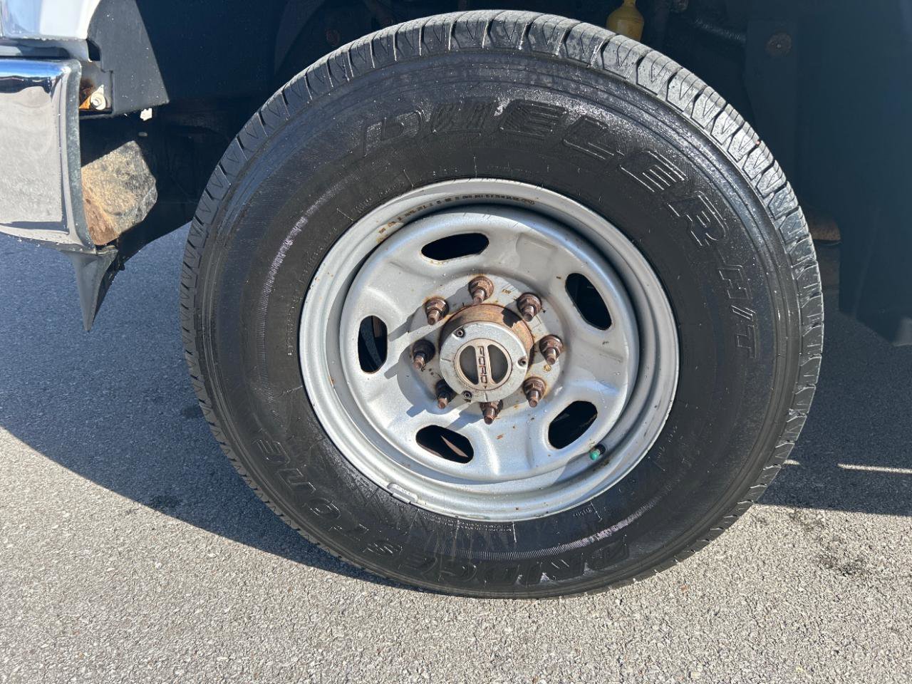 Used 2009 Ford F250 XL image 11