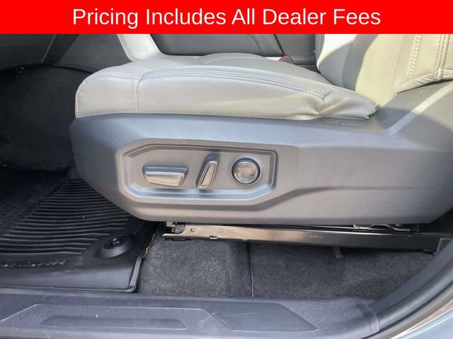 Used 2025 Toyota Tundra Limited AWD/4WD image 22