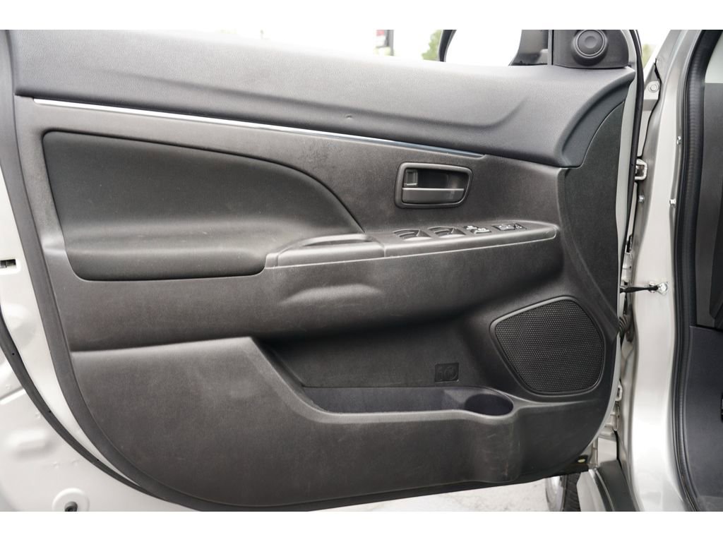 Used 2015 Mitsubishi Outlander Sport ES image 14