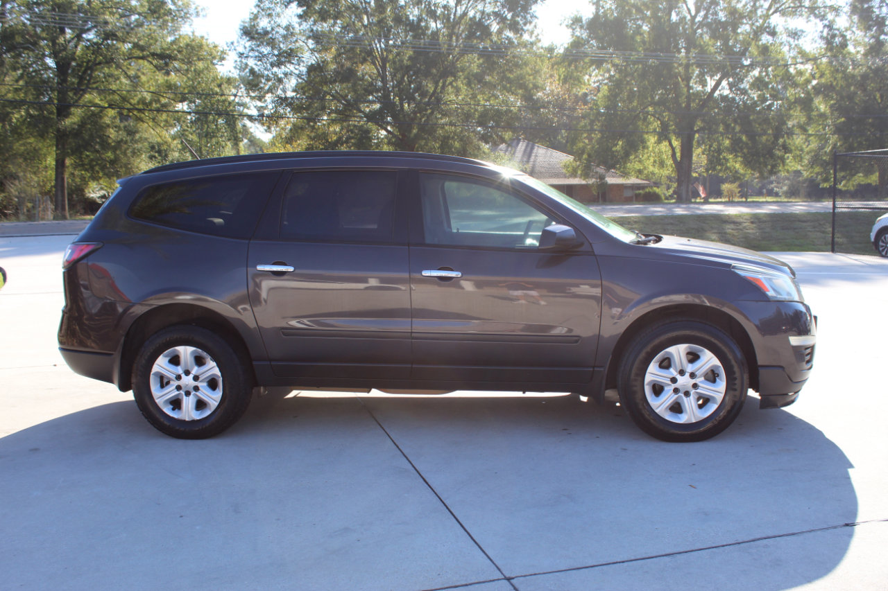 Used 2014 Chevrolet Traverse LS image 9