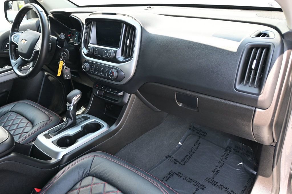 Used 2022 Chevrolet Colorado LT w/ LT Convenience Package image 9