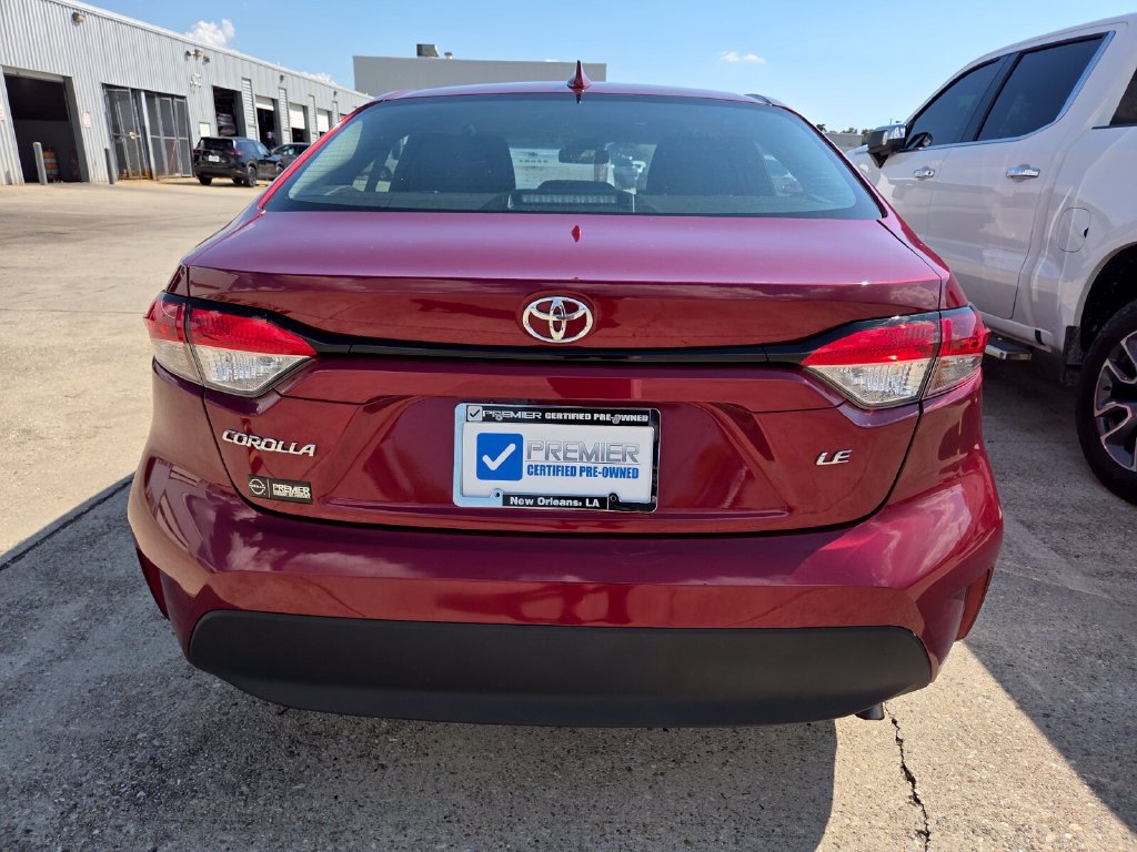 Used 2025 Toyota Corolla LE FWD image 4