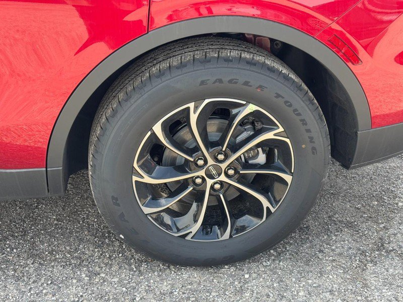 New 2026 Lincoln Nautilus Premier AWD/4WD image 9