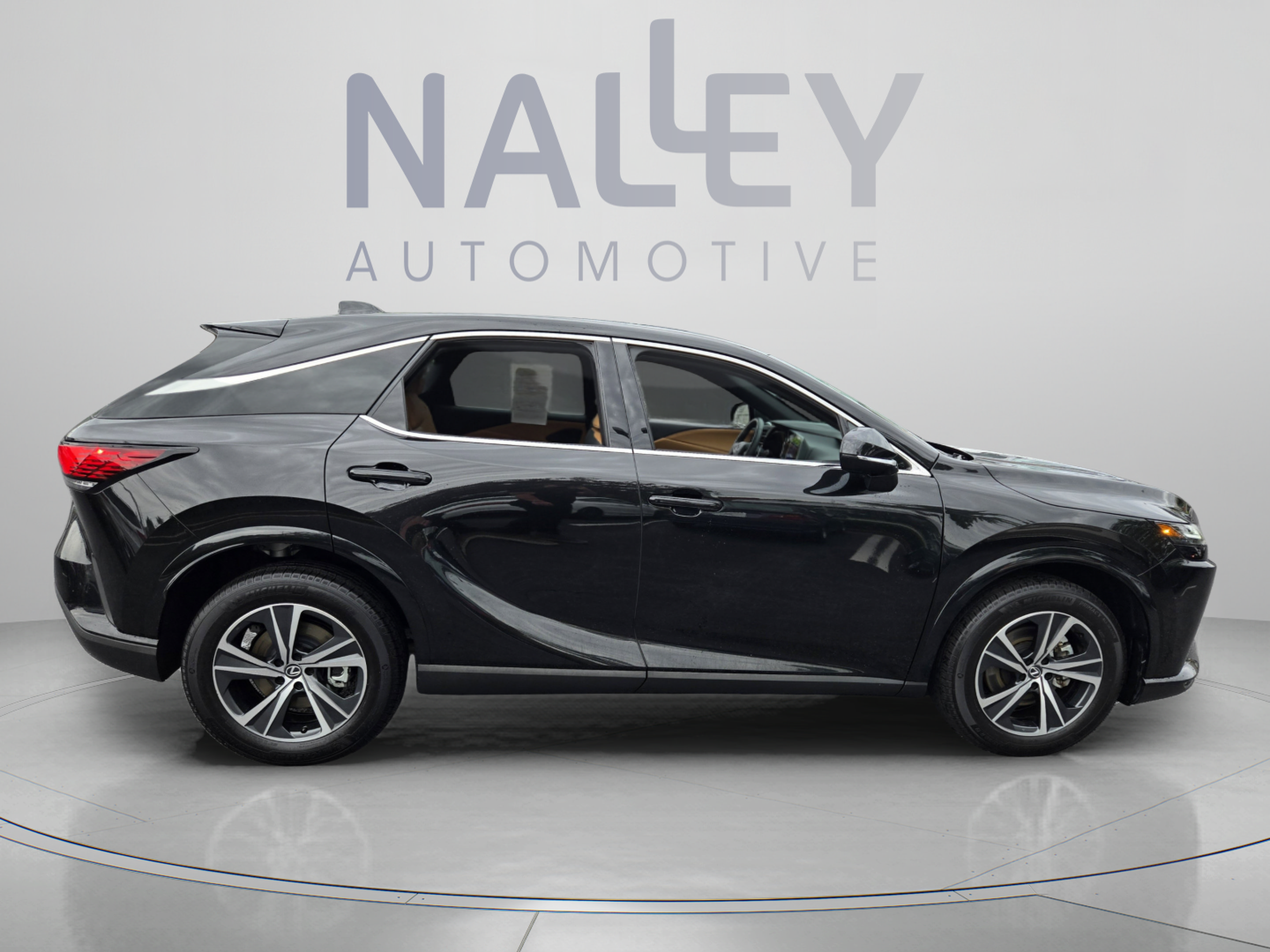 Certified 2025 Lexus RX 350 FWD w/ Technology Package image 6