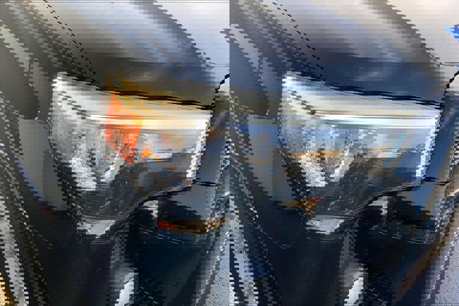 Used 2014 Toyota 4Runner SR5 Premium image 26