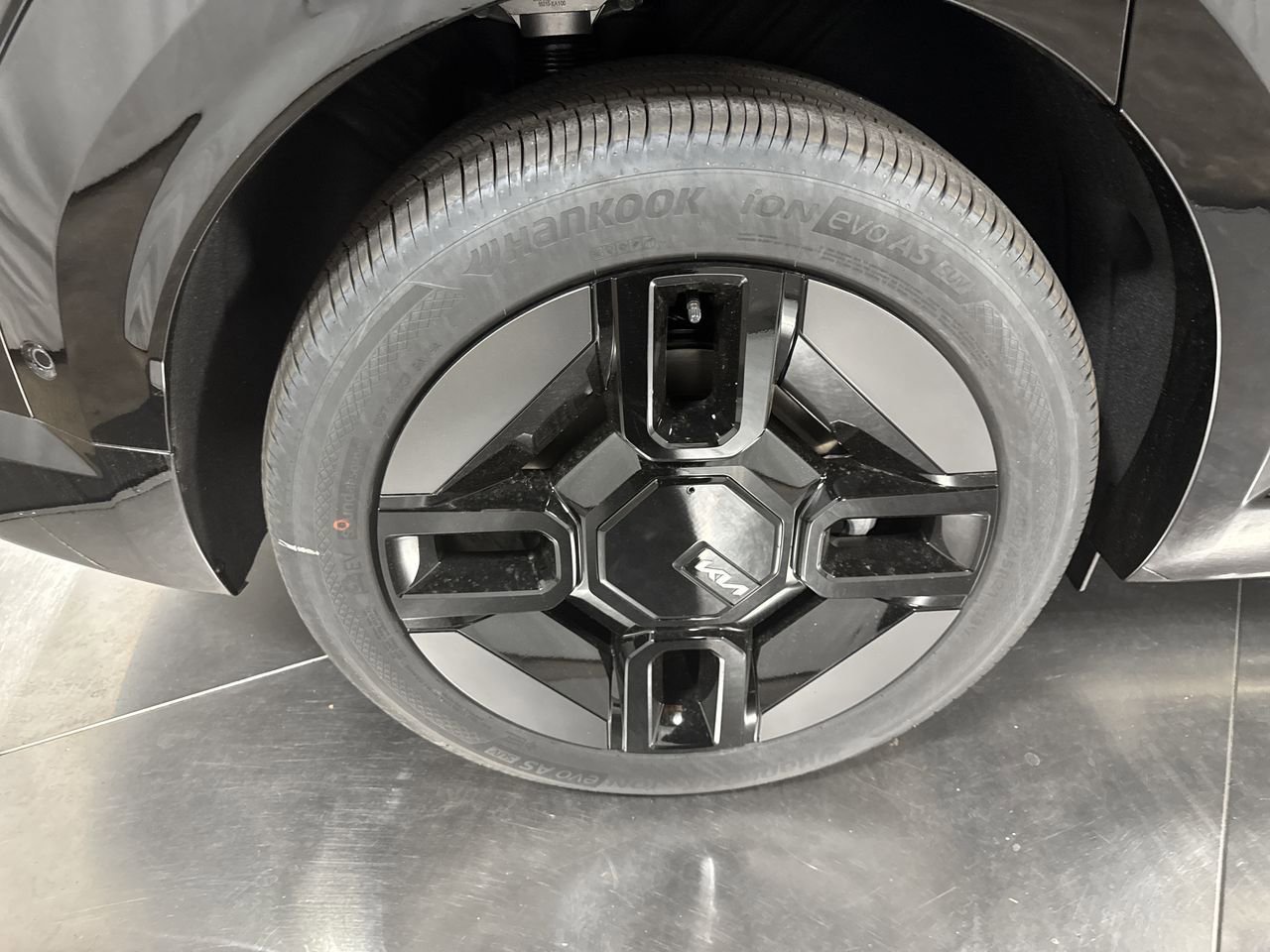 New 2026 Kia EV9 GT-Line image 13