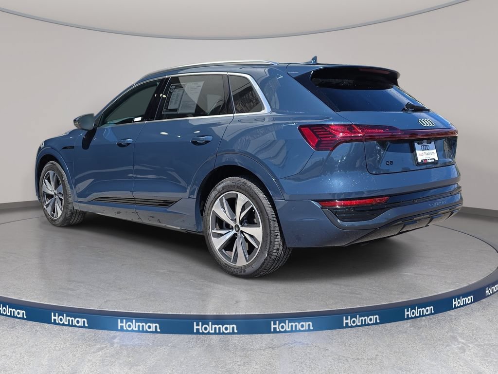 Certified 2024 Audi Q8 e-tron Premium Plus w/ Premium Plus Package AWD/4WD image 8