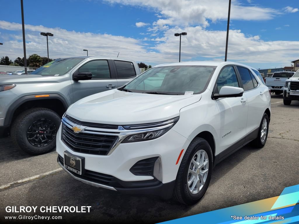 Used 2023 Chevrolet Equinox LT image 1