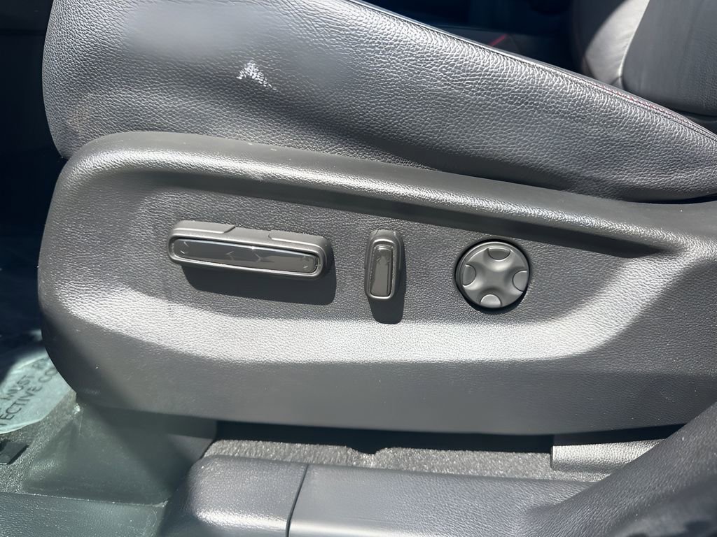 Used 2025 Honda Odyssey Sport-L image 10