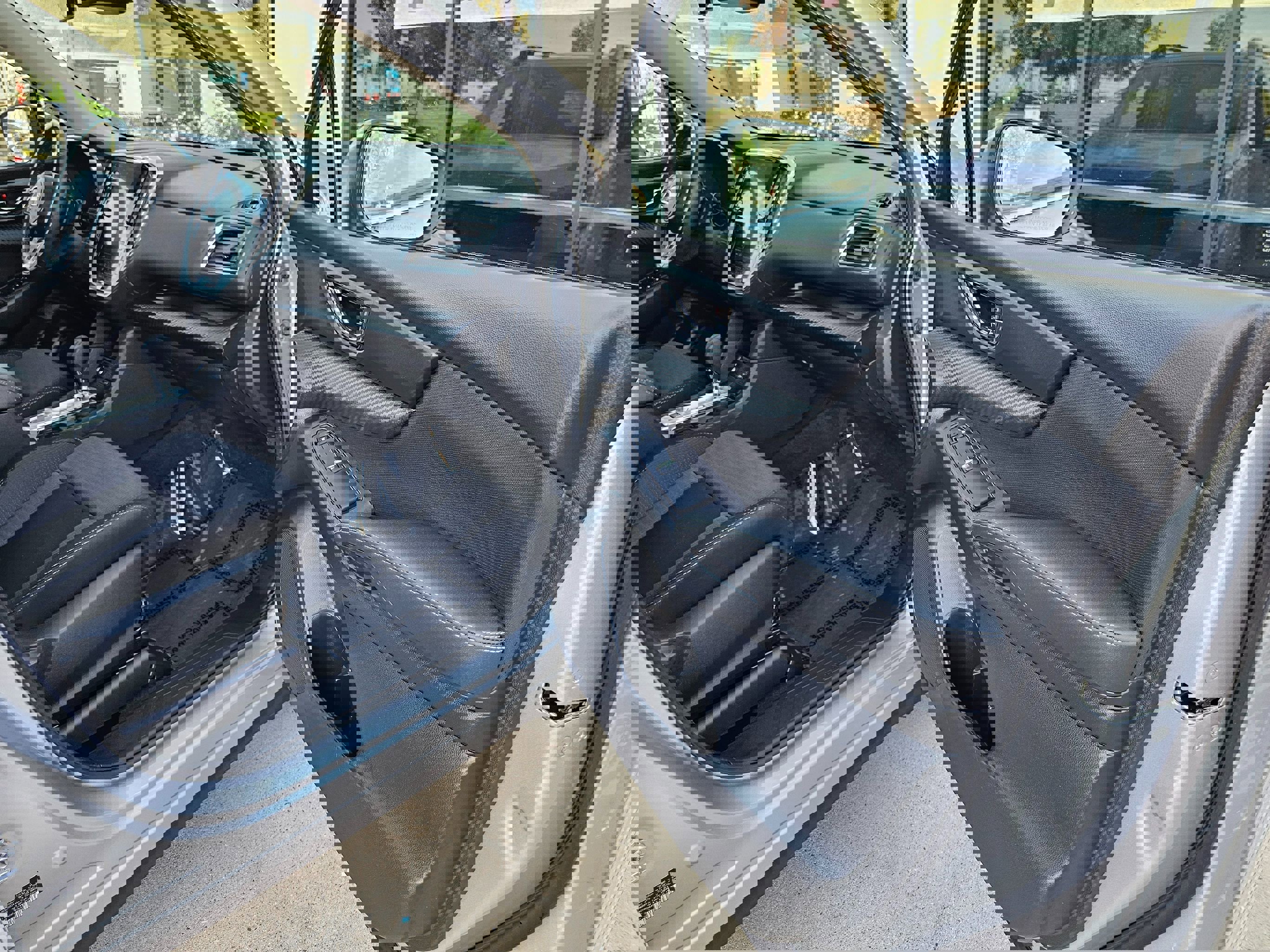 Used 2025 Subaru Ascent Premium image 28