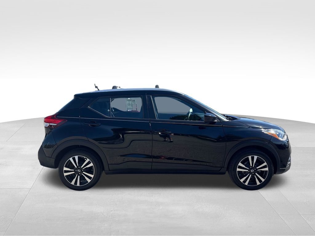 Used 2019 Nissan Kicks SV image 7