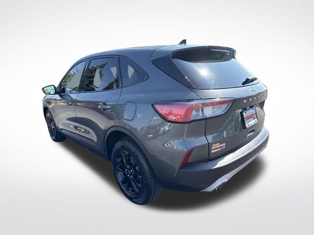 Used 2020 Ford Escape SE Sport FWD image 3