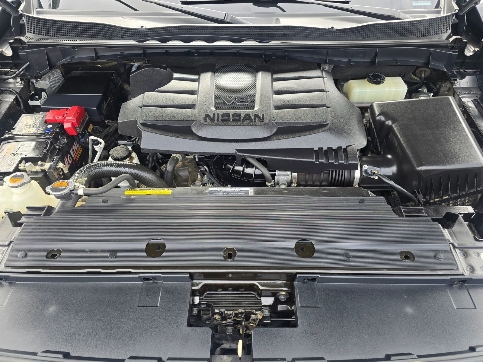Used 2022 Nissan Titan SV AWD/4WD image 35