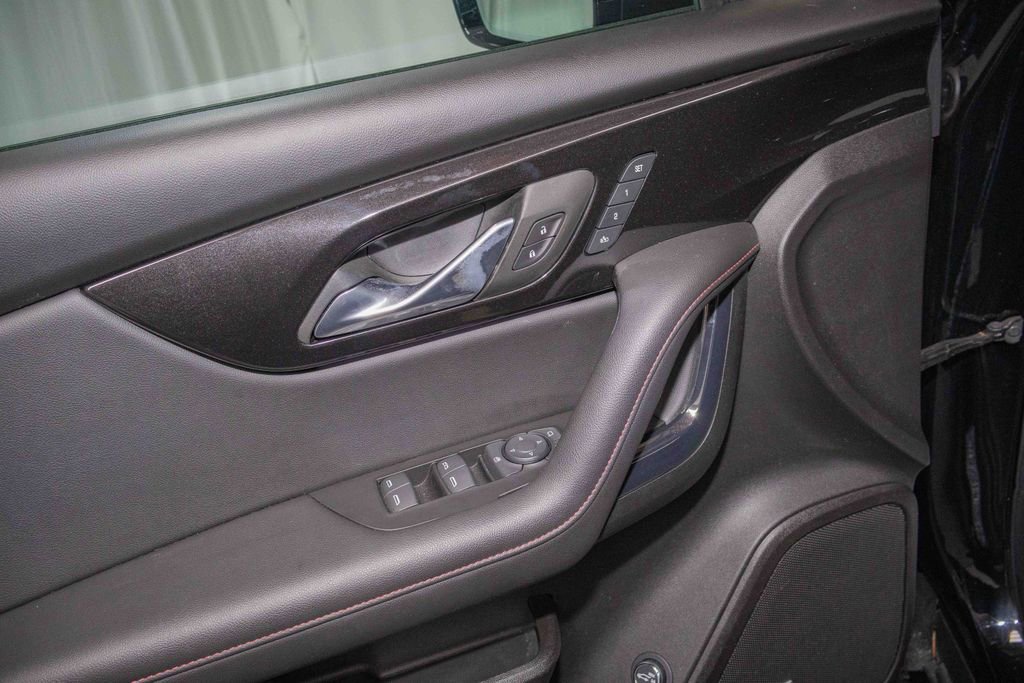 Certified 2024 Chevrolet Blazer RS w/ Driver Confidence II Package image 16