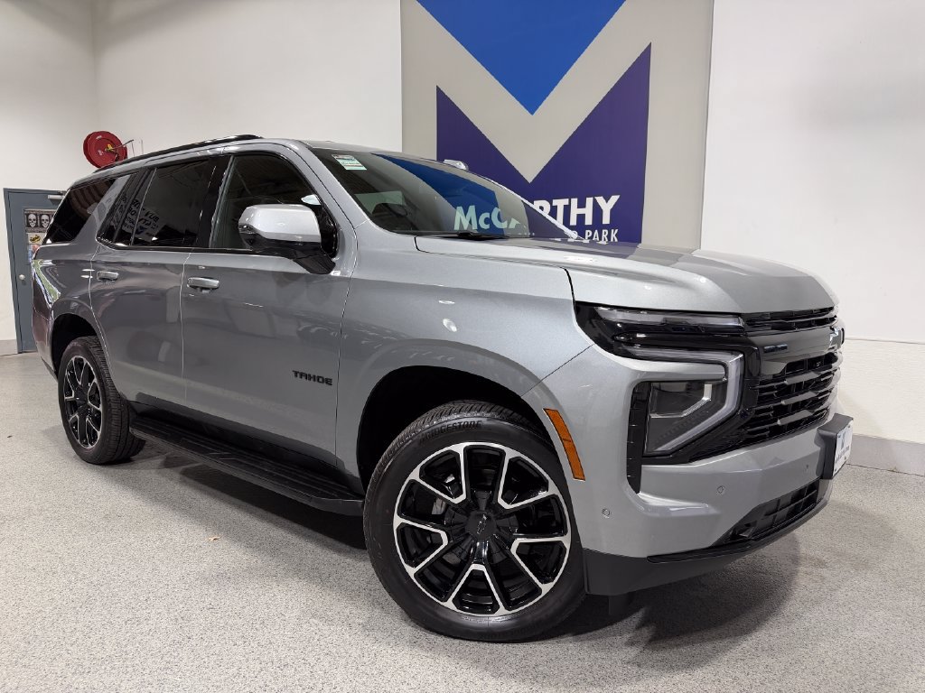 Used 2026 Chevrolet Tahoe RST w/ Comfort Package AWD/4WD image 2