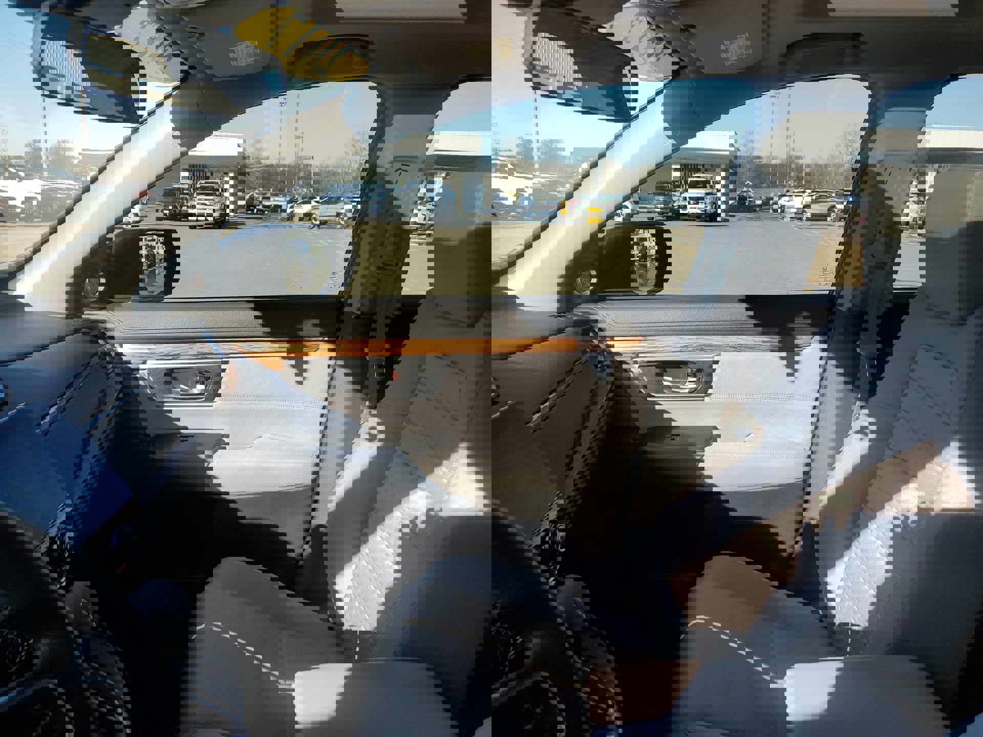 Used 2017 Honda CR-V EX image 27