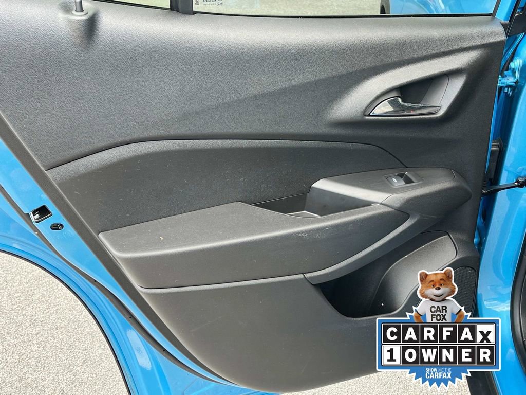 Used 2025 Chevrolet Trax LS image 15