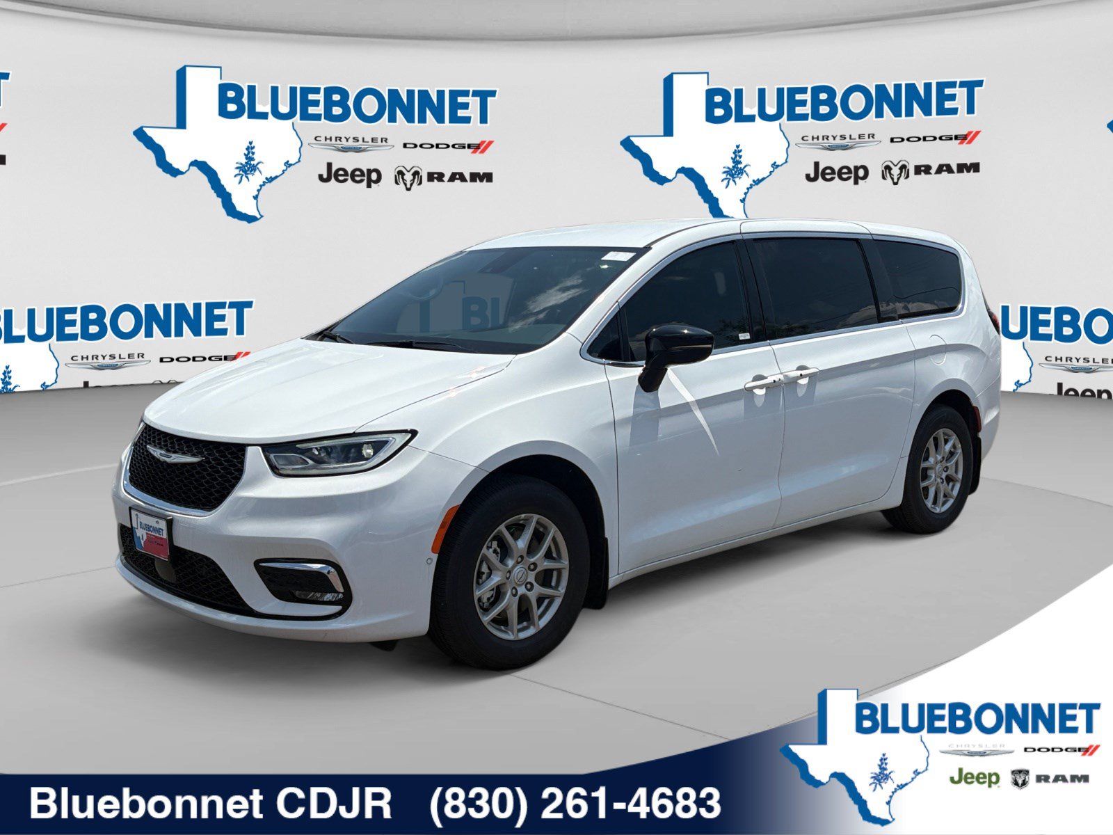 New 2026 Chrysler Pacifica Select FWD image 1