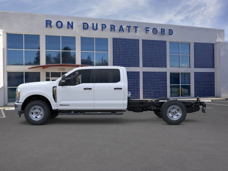 New 2026 Ford F350 XL w/ XL Chrome Package image 4